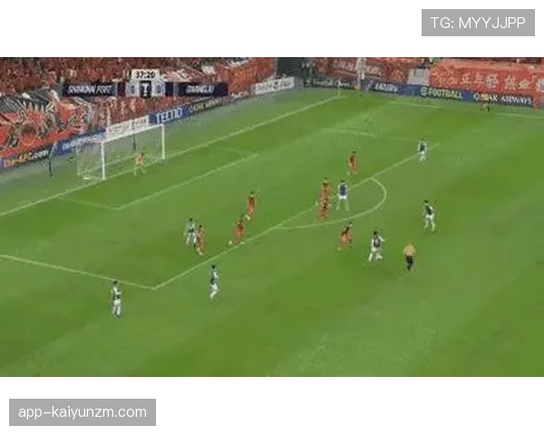 严重犯规判罚要点：直接红牌的判定条件与裁判视角